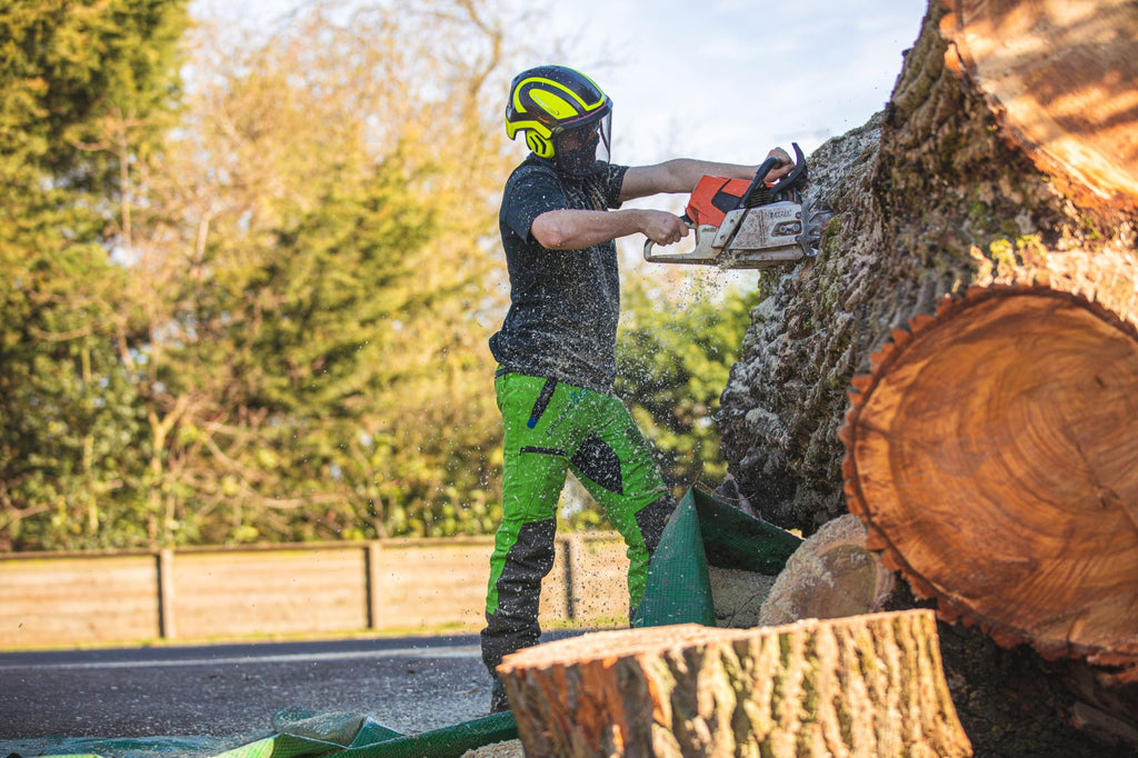 What’s the Difference Between UL and EN Standards for Chainsaw Trouser Protection? - Arbortec Forestwear