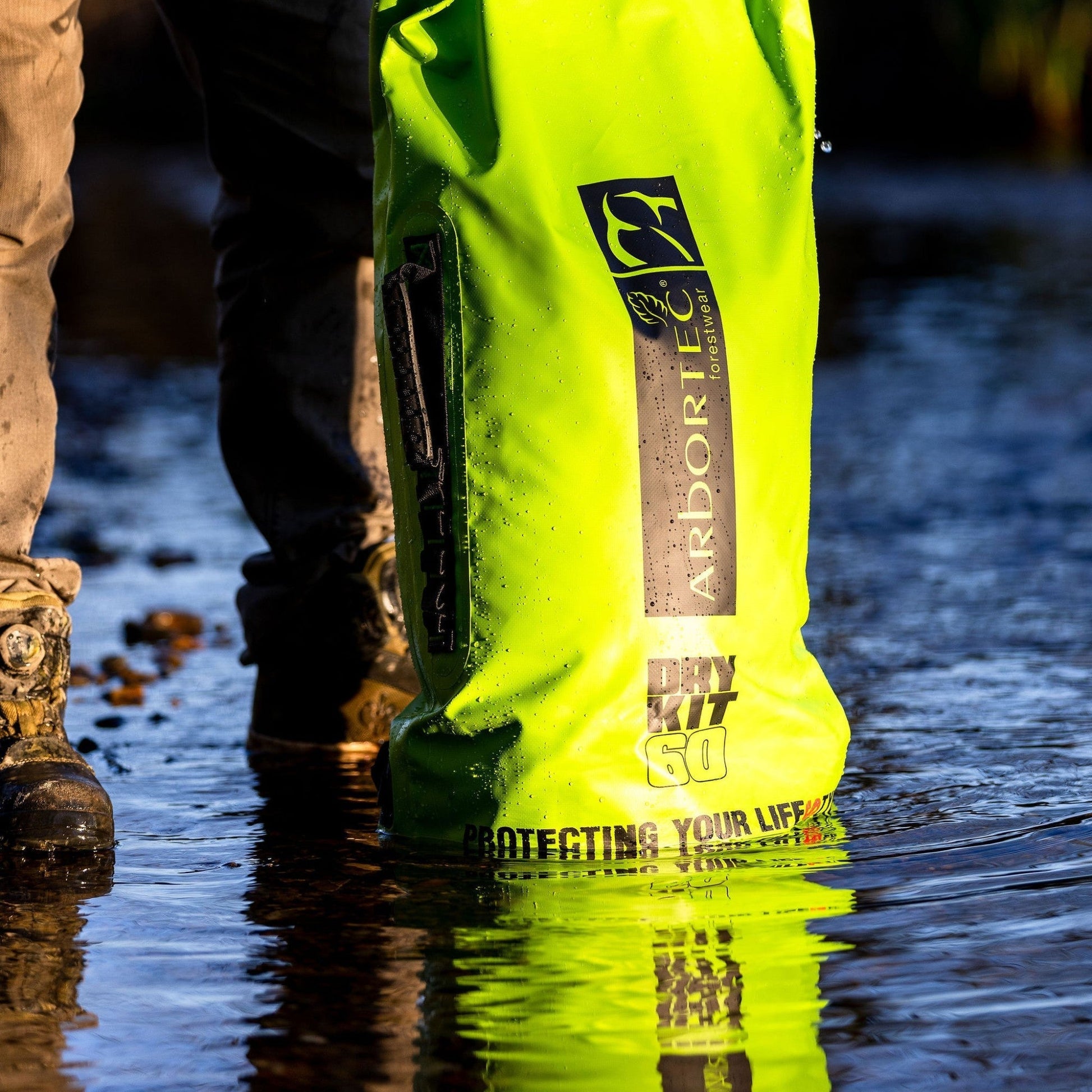 AT102 DryKit Viper - Waterproof Dry Bag Lime 60L - Arbortec Forestwear