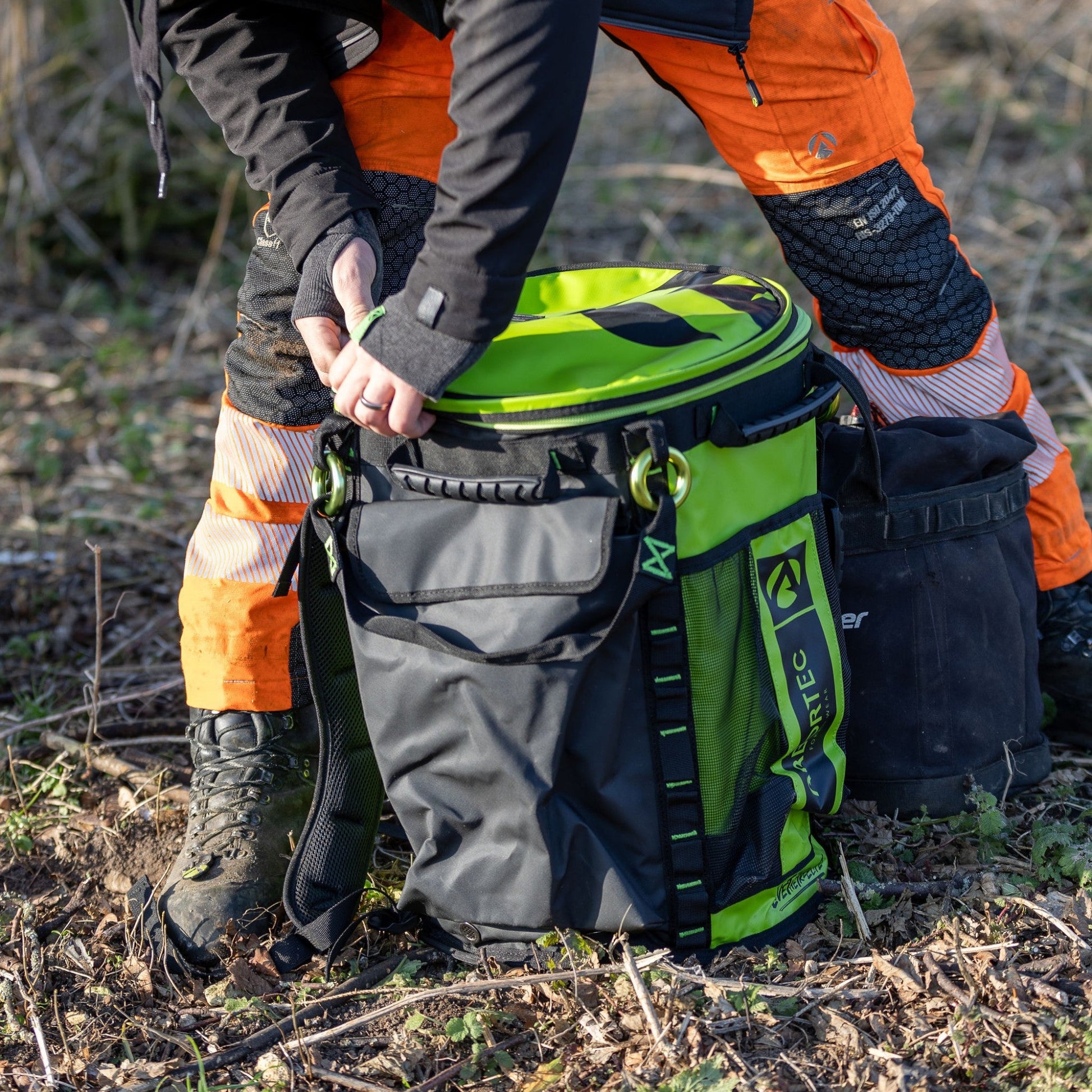 AT106 - 55 Cobra DryKit Rope Bag Lime/Black - 55 Litre - Arbortec Forestwear