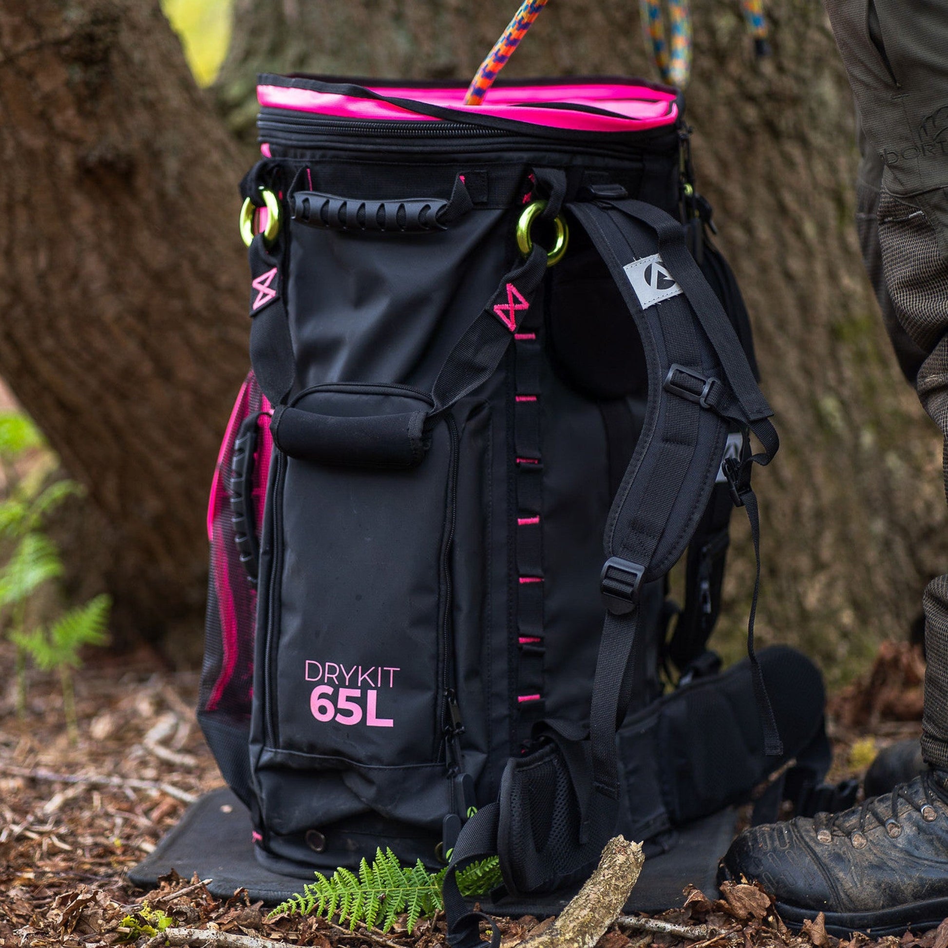 AT107 - 65 Cobra DryKit Rope Bag Pink - 65 Litre - Arbortec Forestwear
