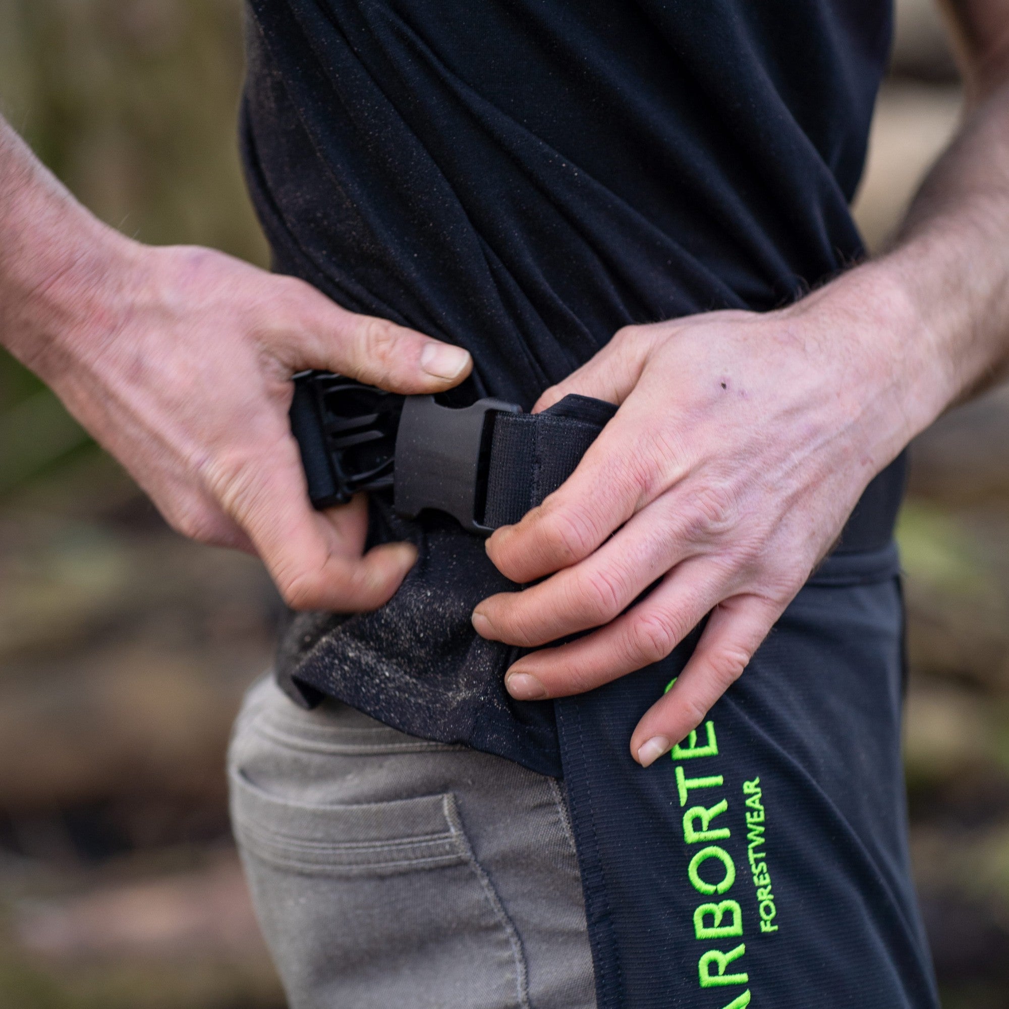 AT4008(US) Arbortec Chainsaw Chaps Calf Wrap - Black