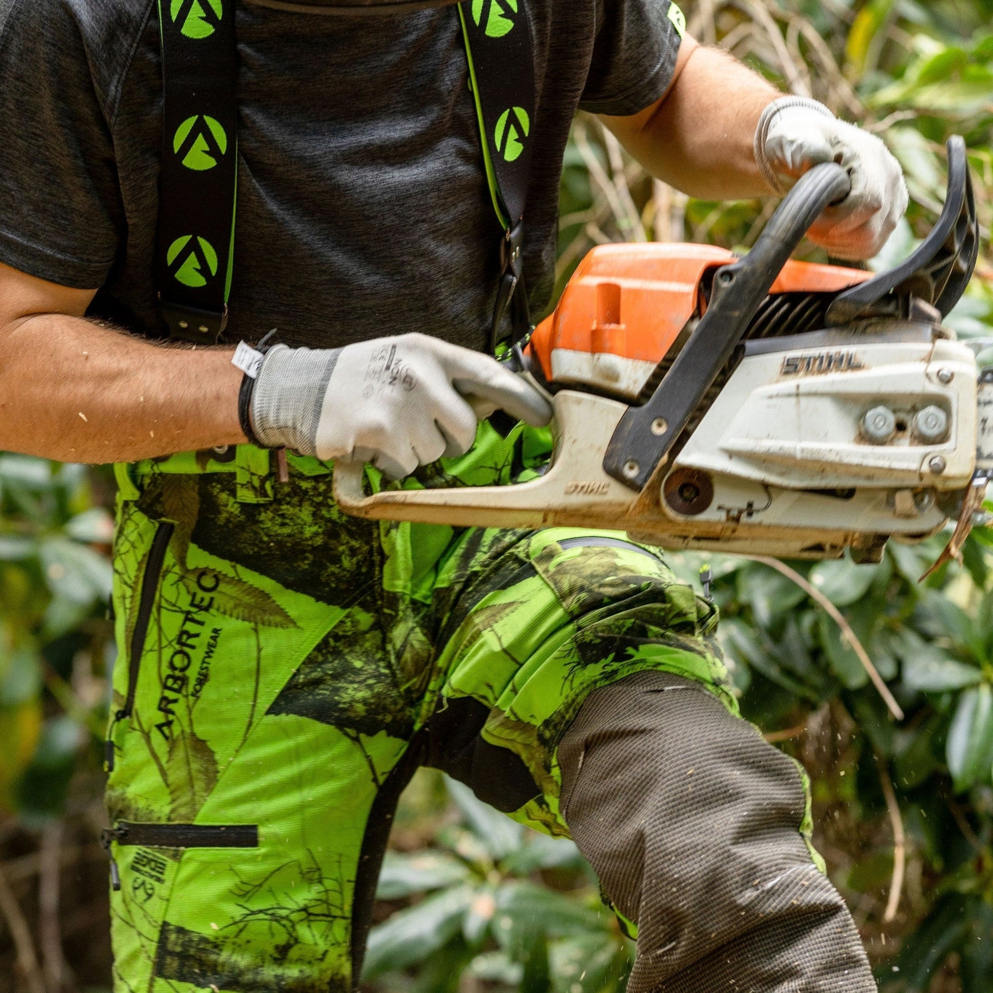AT4060 UL - Breatheflex Pro Realtree Chainsaw Trousers Design A/Class 1 - Lime - Arbortec Forestwear