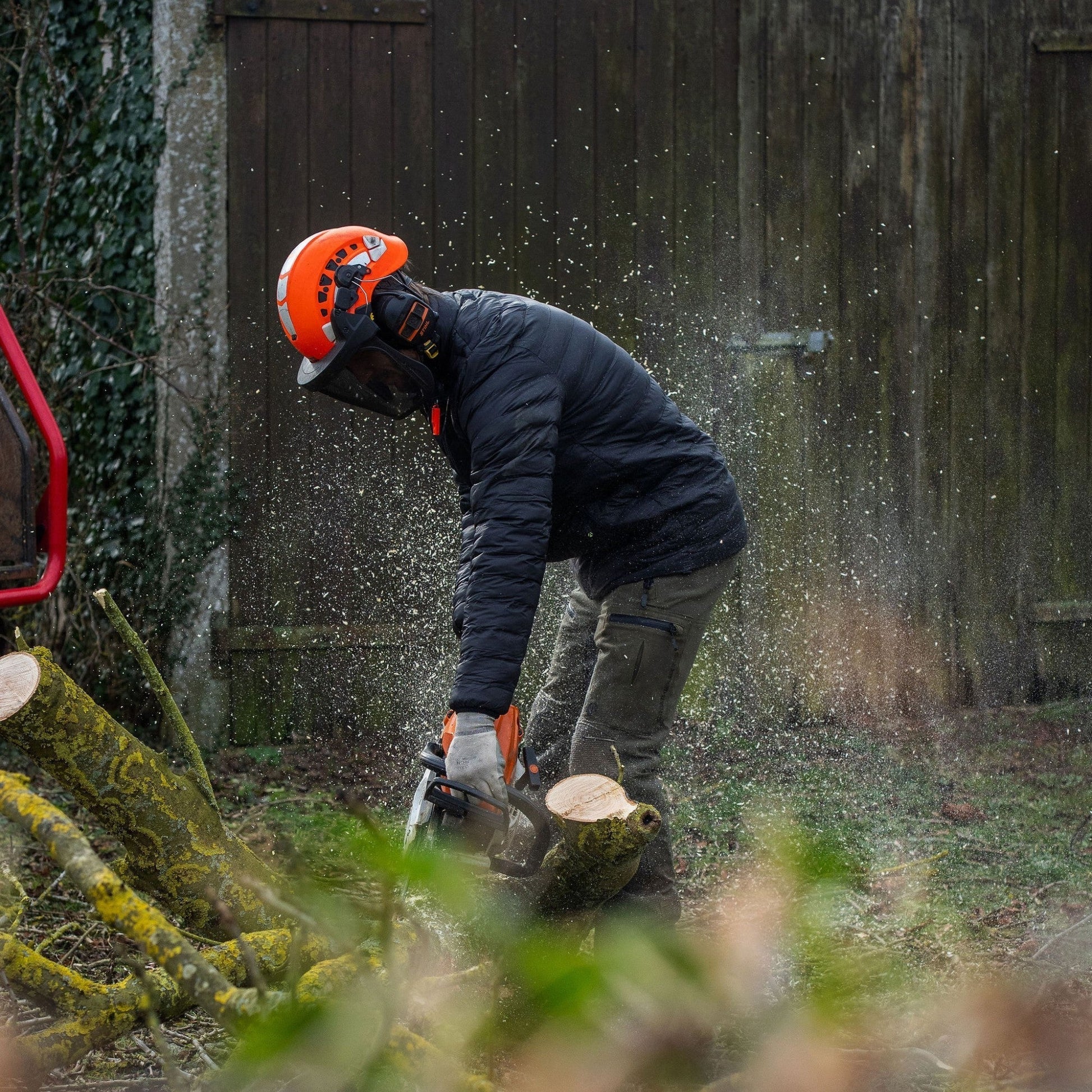 AT4600 - Reversible Puffer Jacket - Black/Olive - Arbortec Forestwear