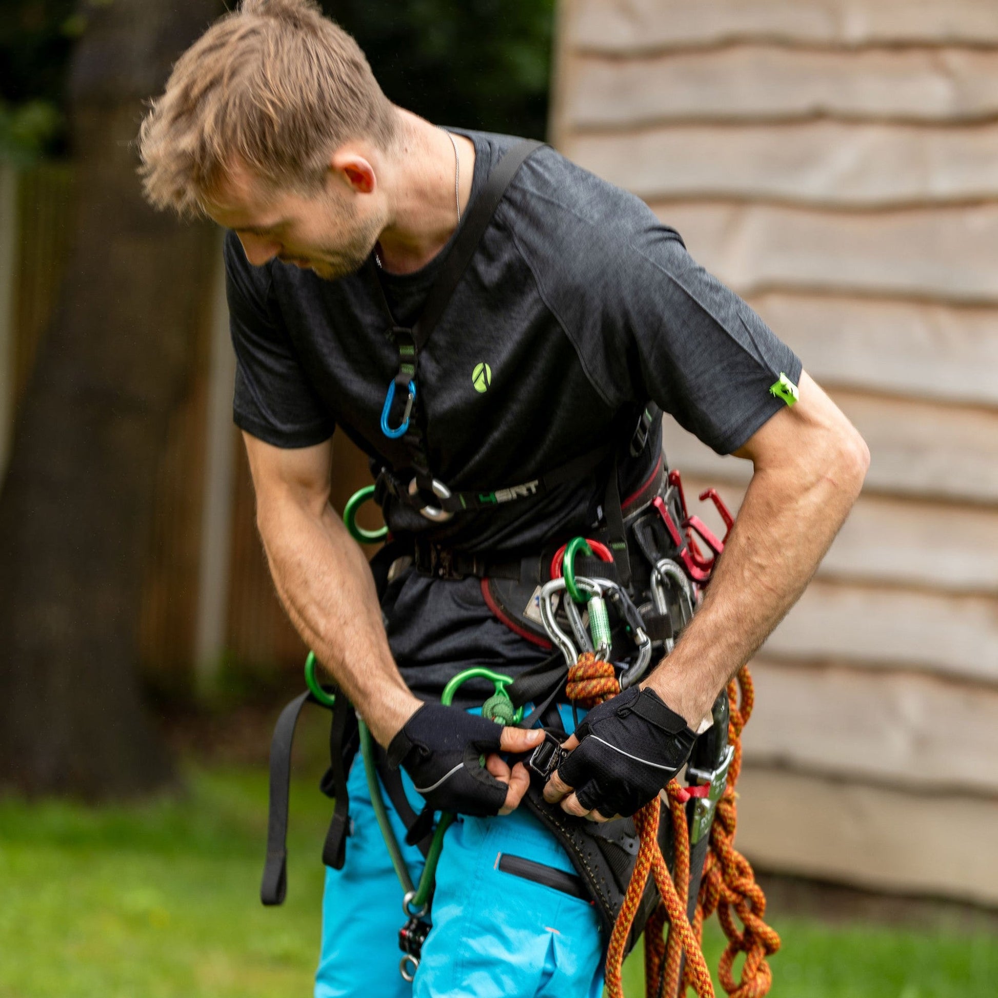 AT5002 Performance T-Shirt Short Sleeve - Black - Arbortec Forestwear