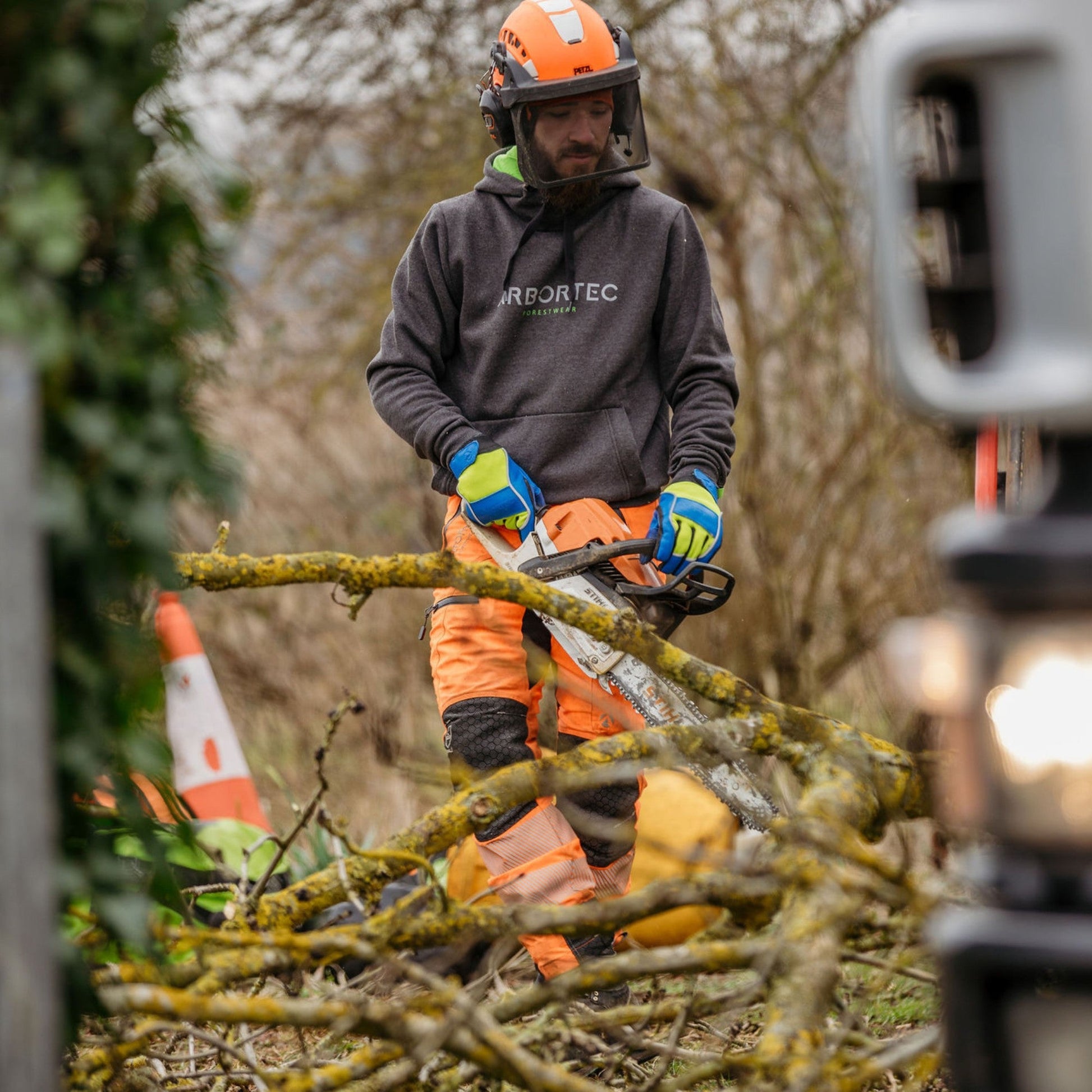 AT875 Arbortec Chainsaw Gloves Blue/Lime - Arbortec Forestwear