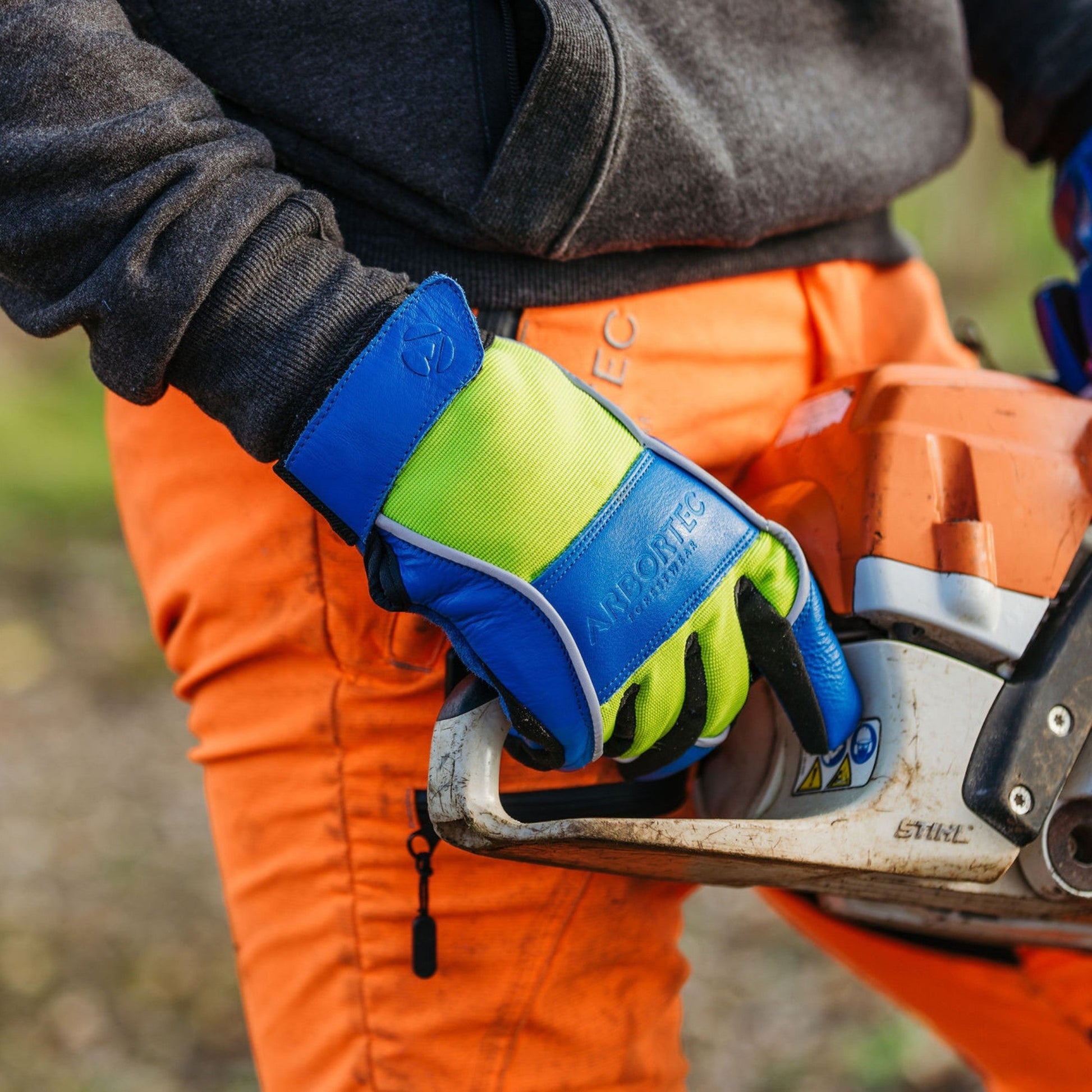 AT875 Arbortec Chainsaw Gloves Blue/Lime - Arbortec Forestwear