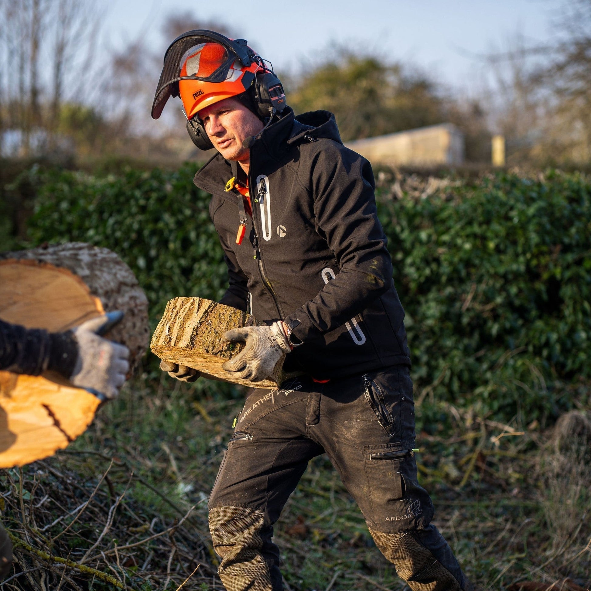 Caiman Breathedry Softshell Black - Arbortec Forestwear